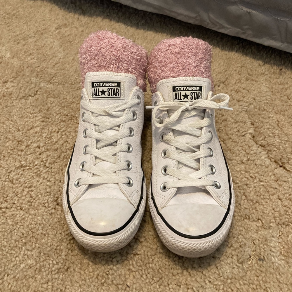 White Leather Converse Low Tops